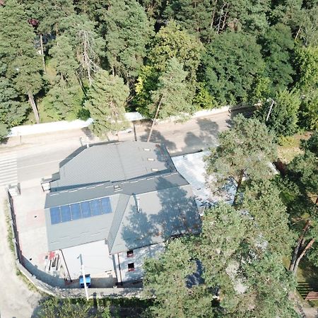 Motozona Hotel Bryukhovychi Luaran gambar