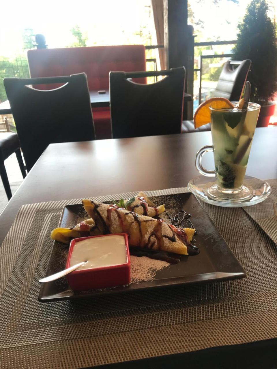 Motozona Hotel Bryukhovychi Luaran gambar
