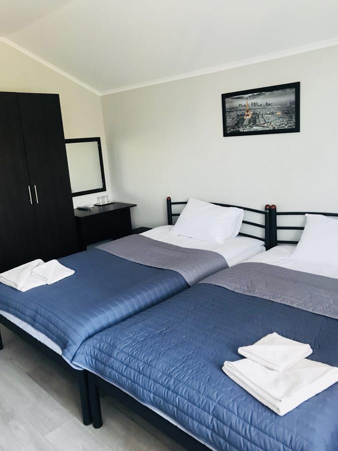 Motozona Hotel Bryukhovychi Luaran gambar