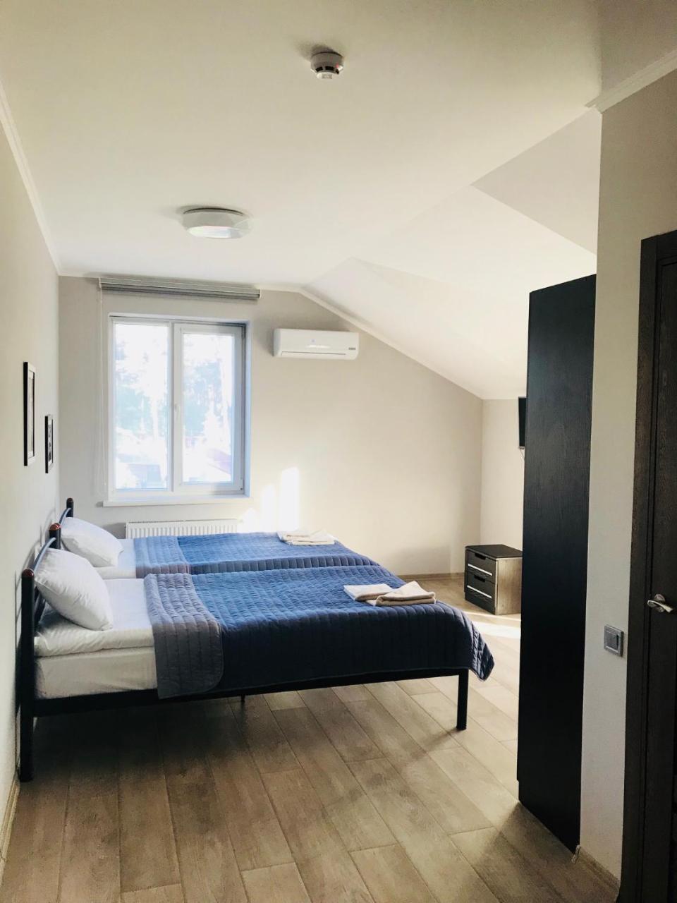 Motozona Hotel Bryukhovychi Luaran gambar